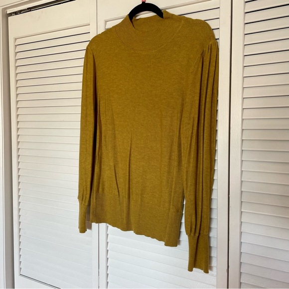 Rachel Zoe Mock Neck Sweater - Picture 1 of 4